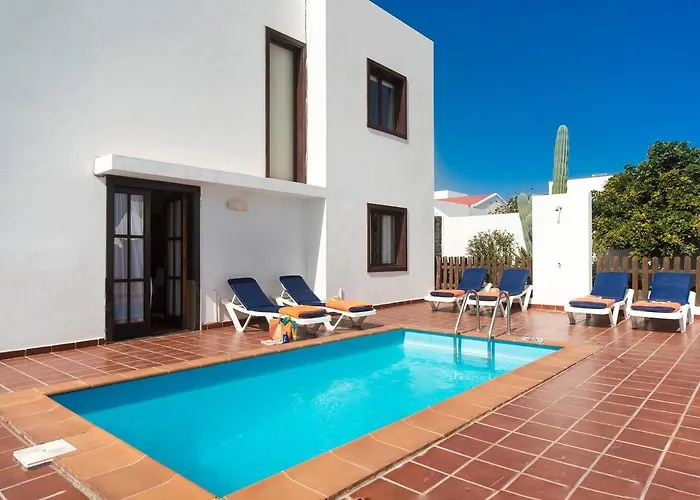 Julianne 1 Puerto del Carmen